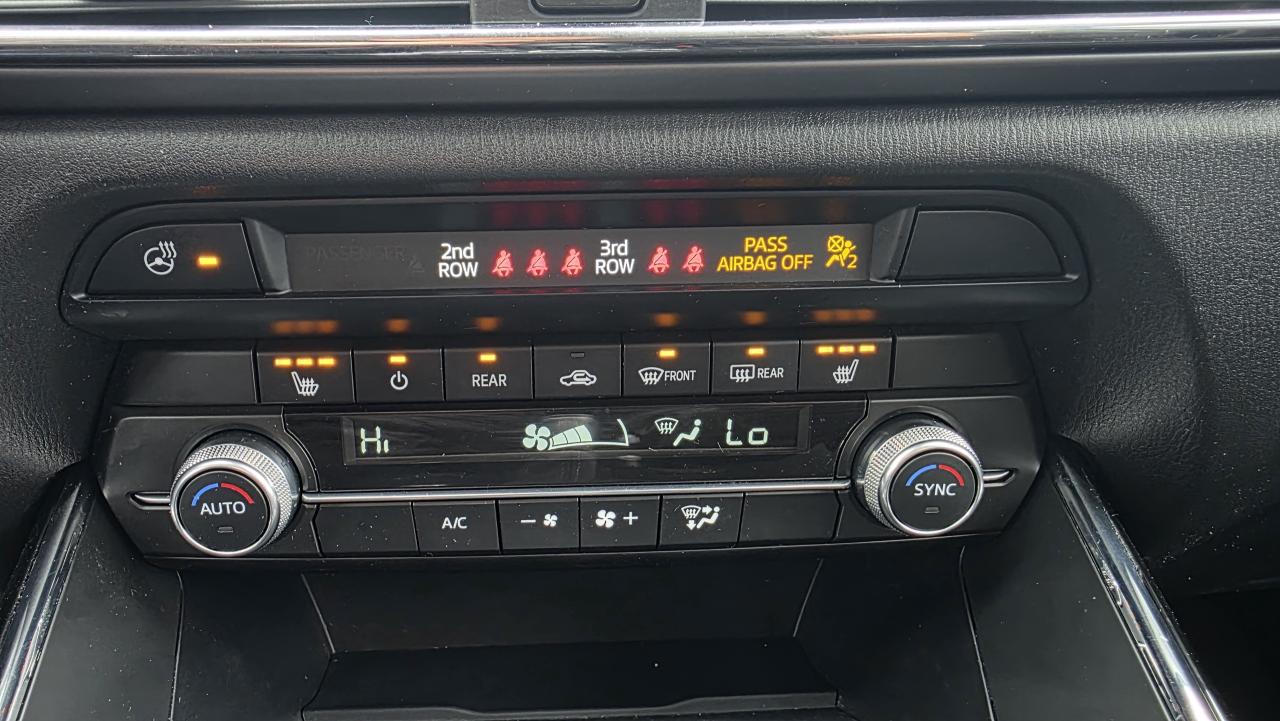 2023 Mazda CX-9 7 PASSENGERS AWD LOW LOW KM 1 OWNER CLEAN CARFAX Photo