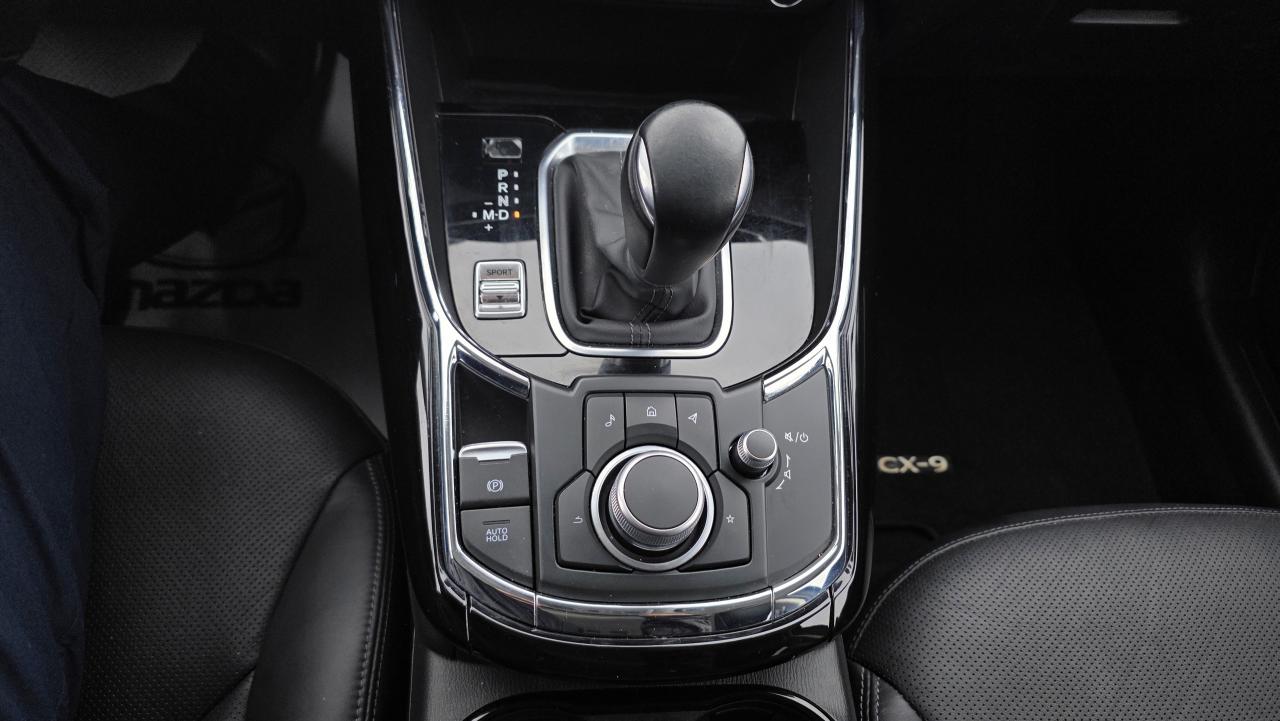 2023 Mazda CX-9 7 PASSENGERS AWD LOW LOW KM 1 OWNER CLEAN CARFAX Photo