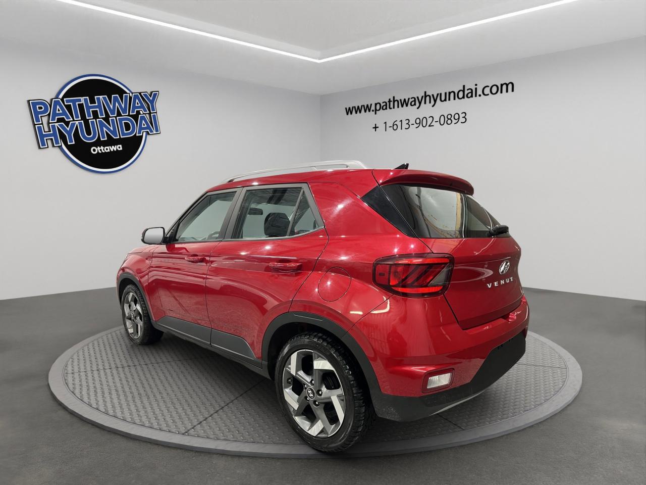 2022 Hyundai Venue Trend | Reverse Cam | Heated Seats Photo