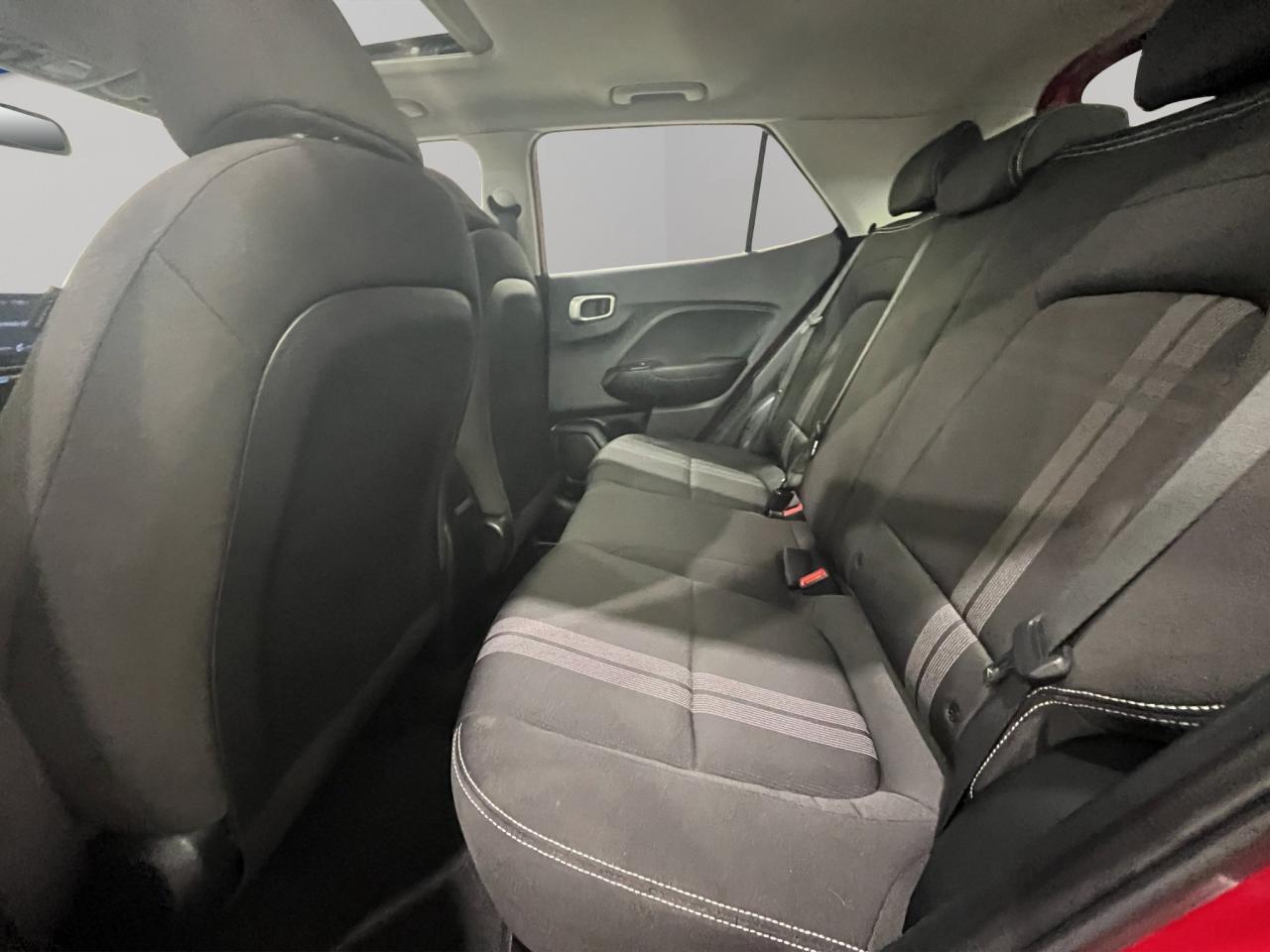 2022 Hyundai Venue Trend | Reverse Cam | Heated Seats Photo