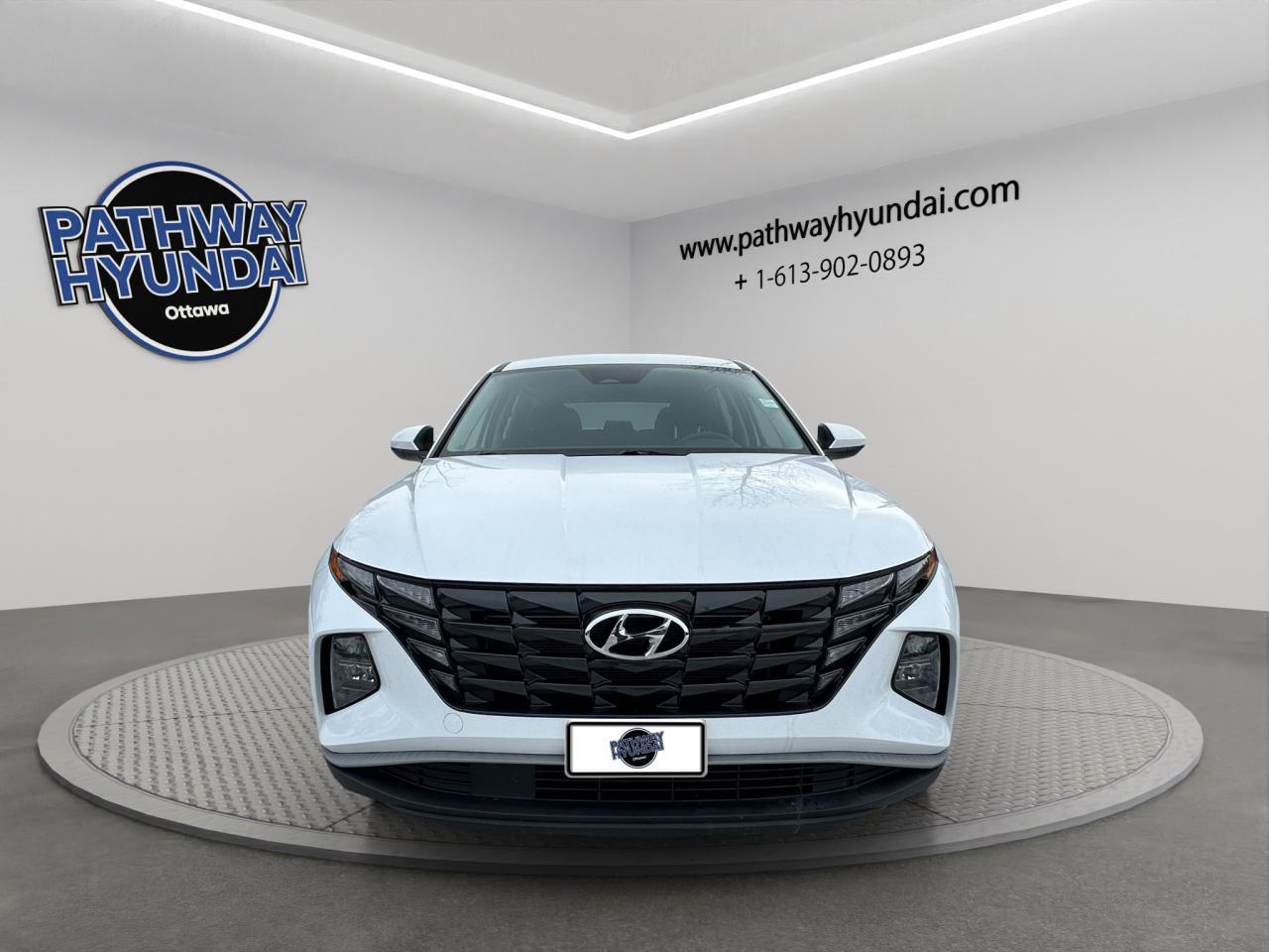 2023 Hyundai Tucson Essential | Reverse Cam | Heated Seats Photo