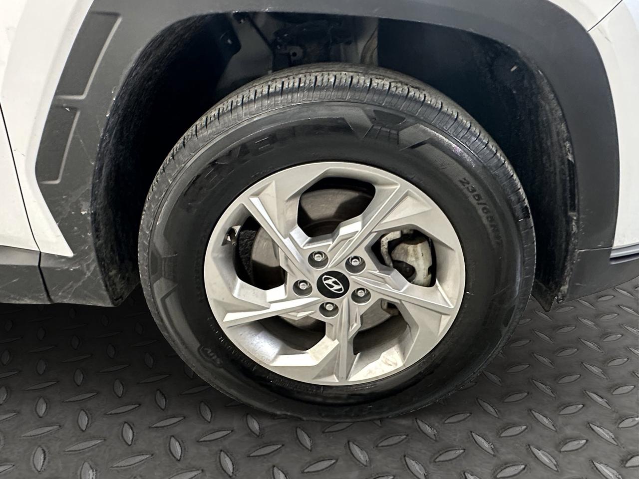 2023 Hyundai Tucson Essential | Reverse Cam | Heated Seats Photo