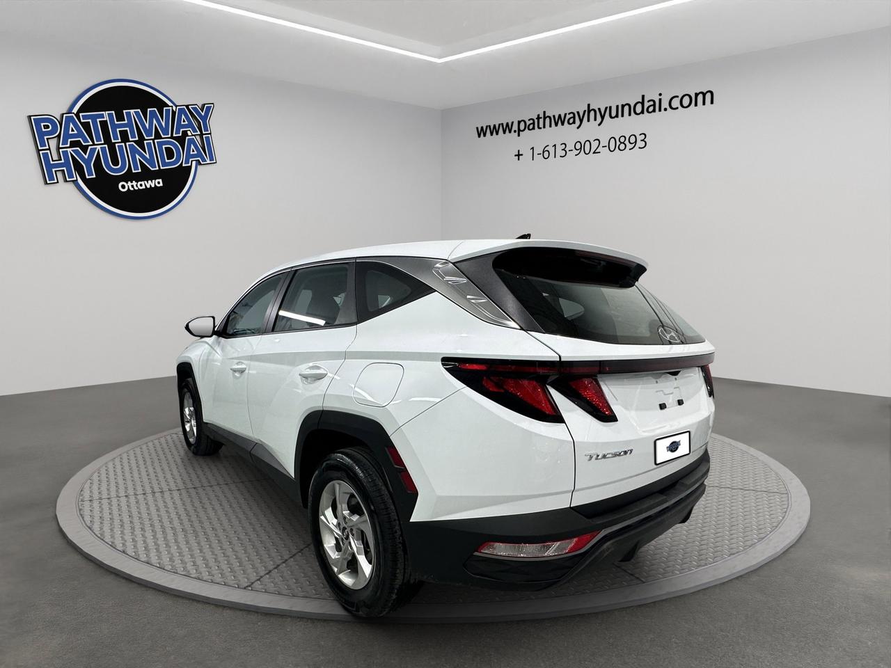 2023 Hyundai Tucson Essential | Reverse Cam | Heated Seats Photo