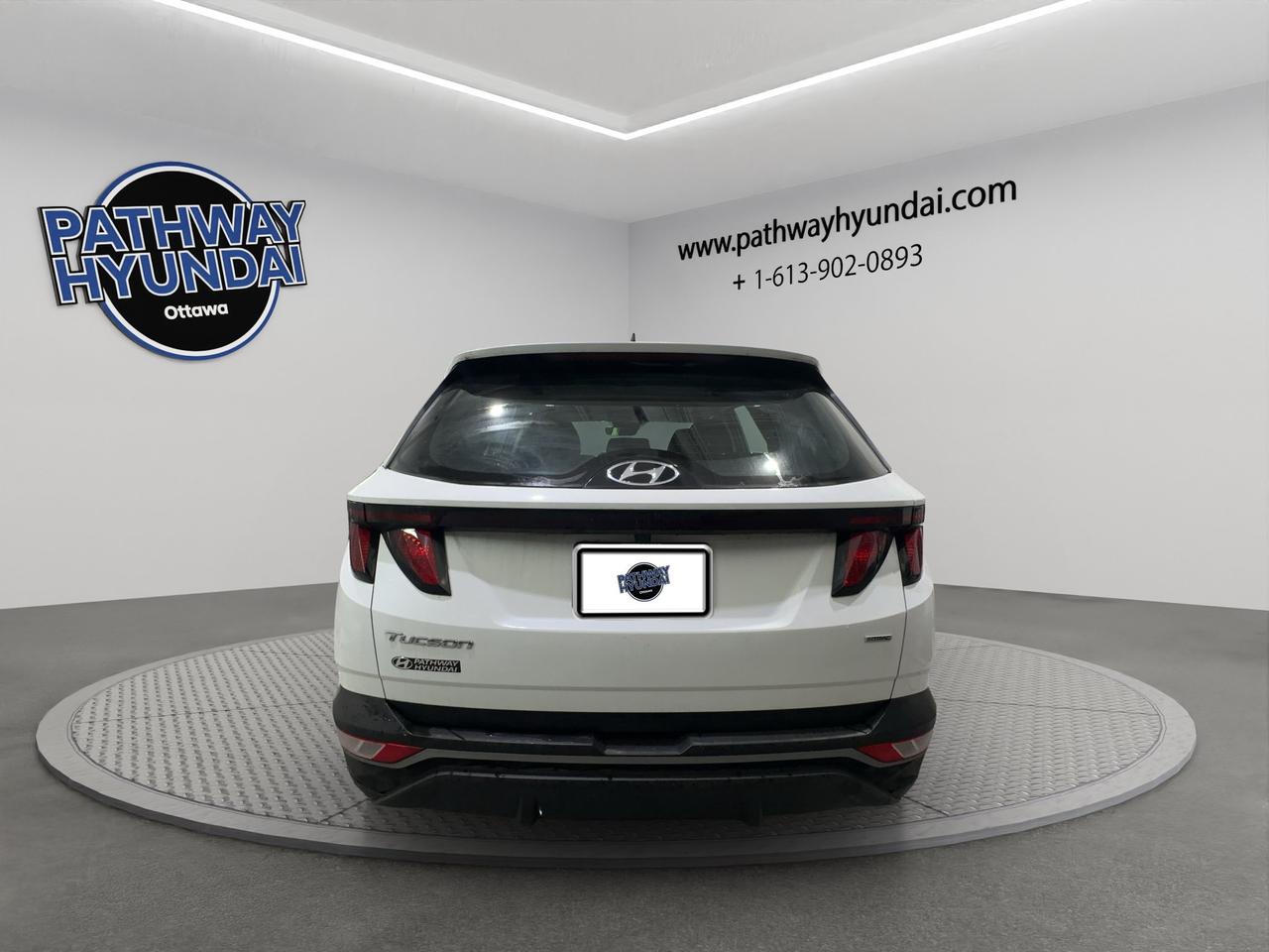 2023 Hyundai Tucson Essential | AWD | Lane Keeping Assist and Lane Departure Warning Photo