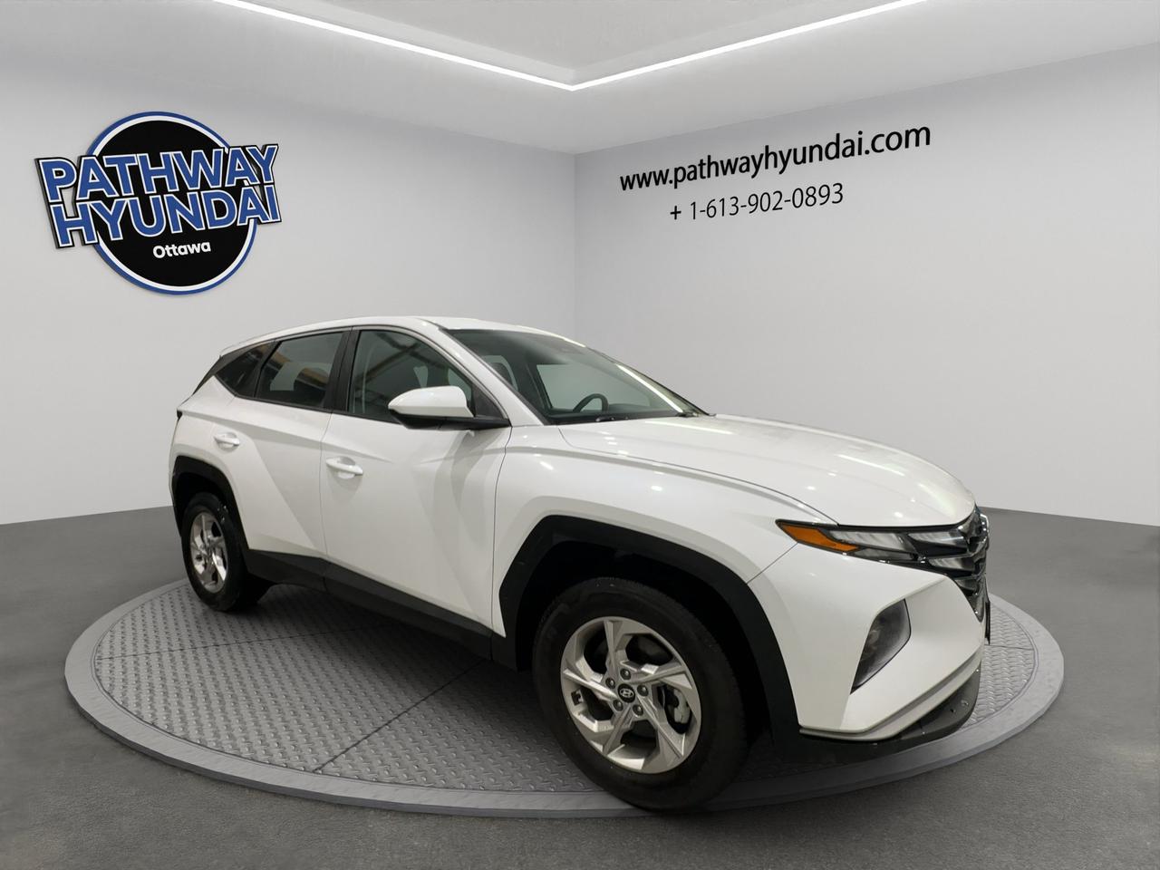 2023 Hyundai Tucson Essential | AWD | Lane Keeping Assist and Lane Departure Warning Photo0