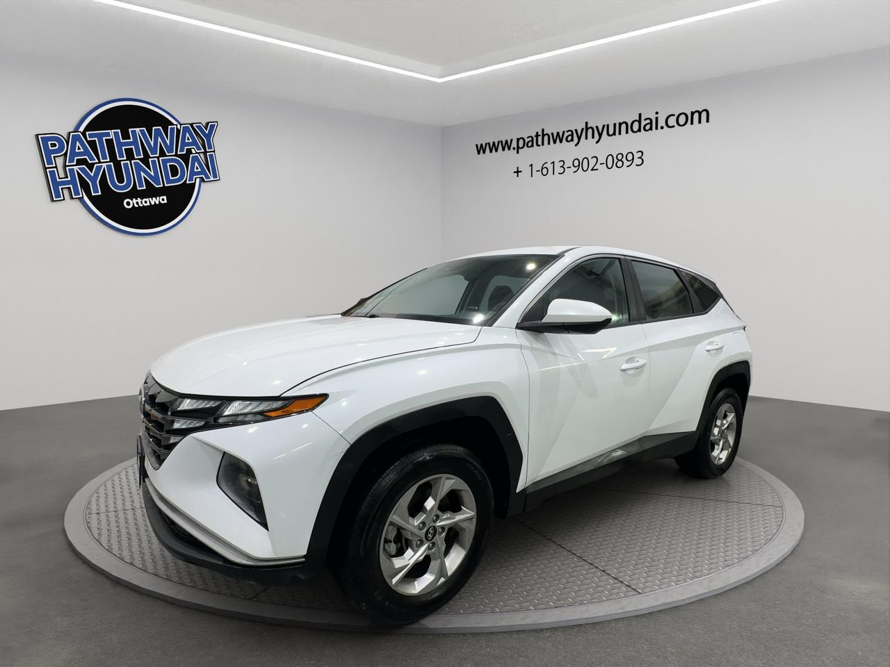 2023 Hyundai Tucson Essential | AWD | Lane Keeping Assist and Lane Departure Warning Photo