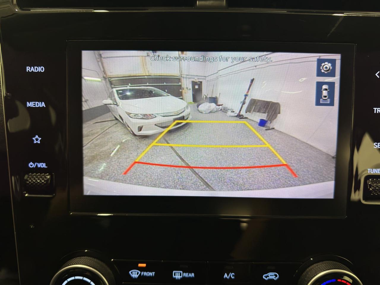2023 Hyundai Tucson Essential | AWD | Lane Keeping Assist and Lane Departure Warning Photo