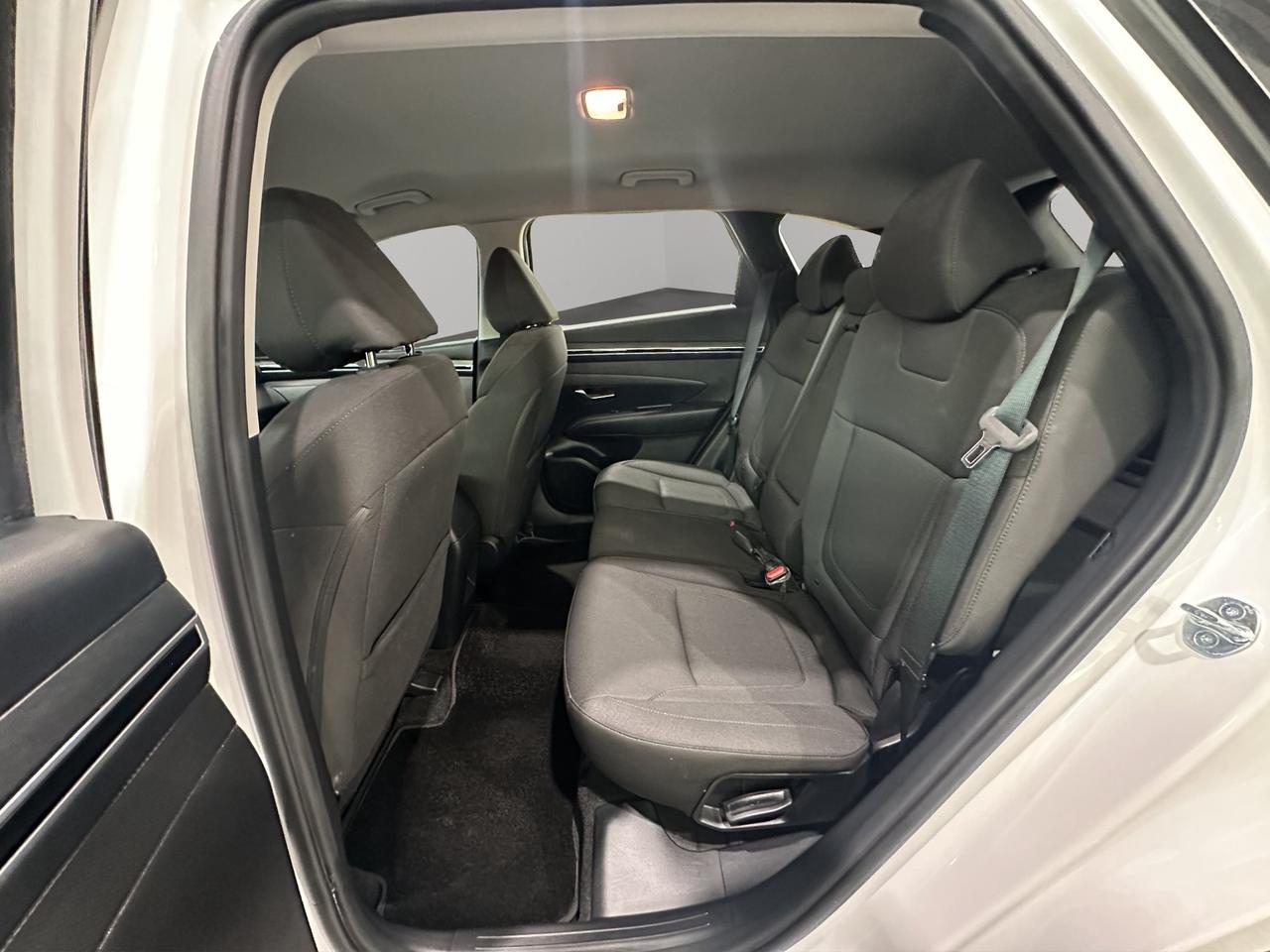 2023 Hyundai Tucson Essential | AWD | Lane Keeping Assist and Lane Departure Warning Photo