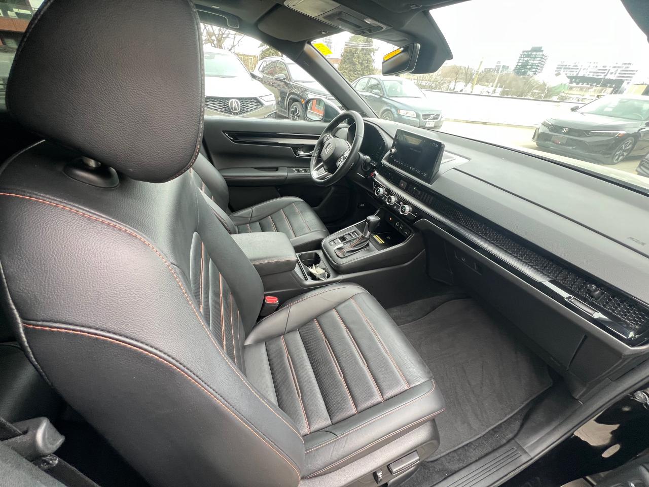 2023 Honda CR-V Hybrid Touring 4dr All-Wheel Drive Photo