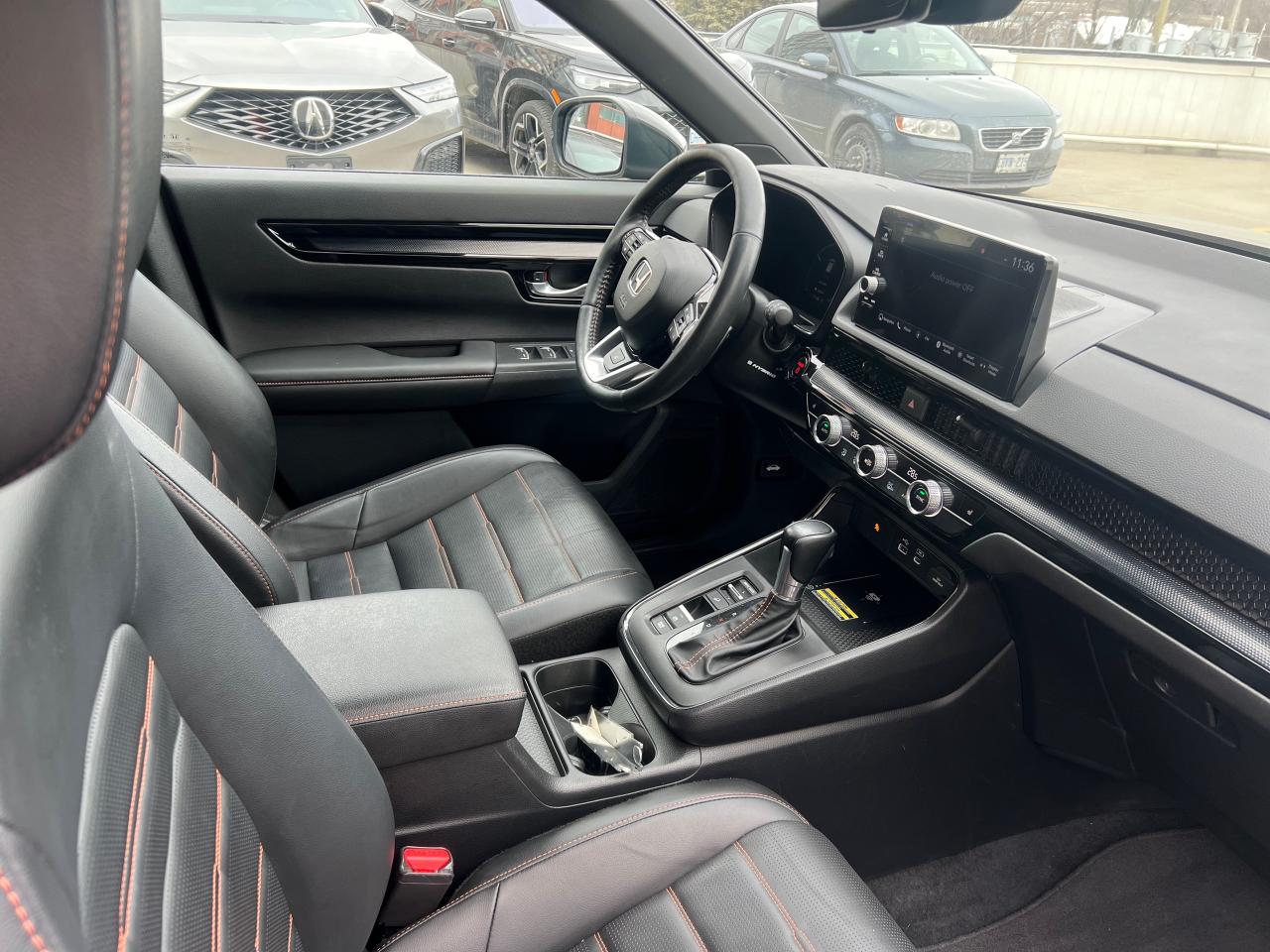 2023 Honda CR-V Hybrid Touring 4dr All-Wheel Drive Photo