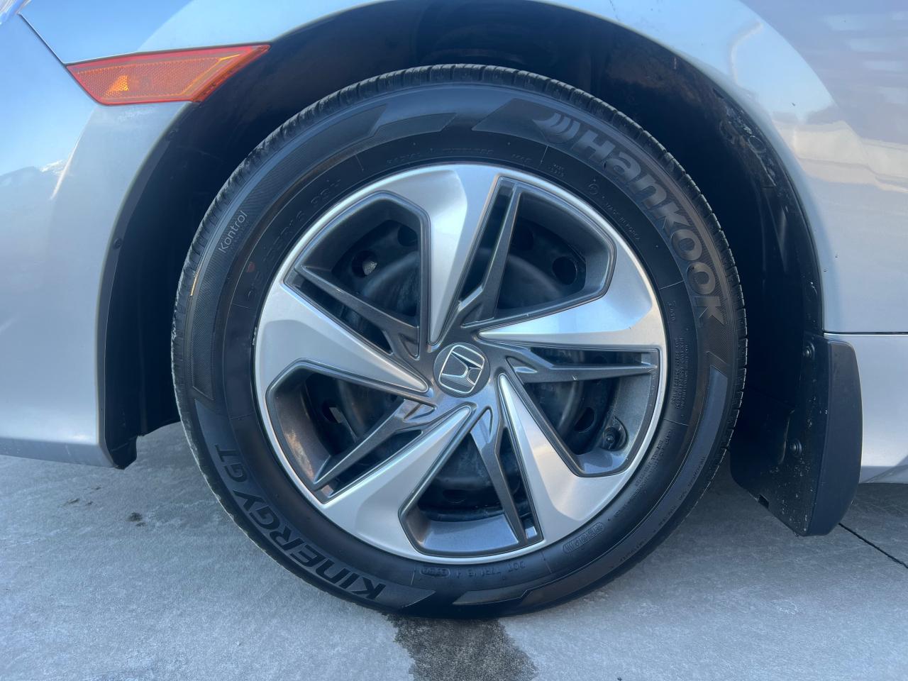 2020 Honda Civic LX 4dr Sedan Photo