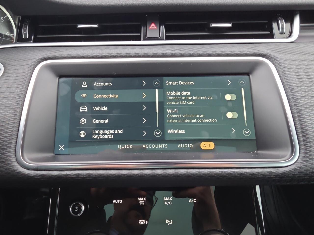 2021 Land Rover Range Rover Evoque 1 OWNER / NO ACCIDENTS / WIRELESS CARPLAY / 360 CA Photo