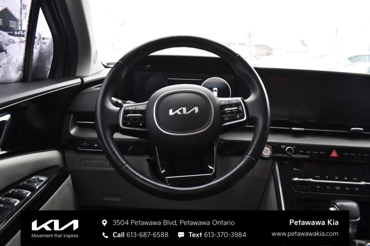 2022 Kia Carnival EX+ Passenger Van Photo