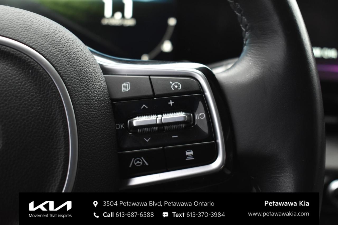 2022 Kia Carnival EX+ Passenger Van Photo