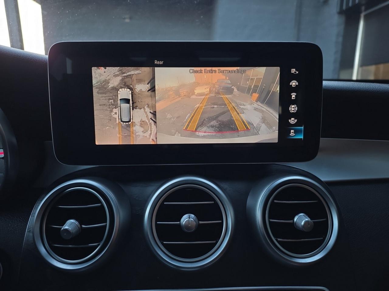 2021 Mercedes-Benz GLC-Class GLC 300 4MATIC AMG * BROWN INT / PANO / 360 CAM / Photo