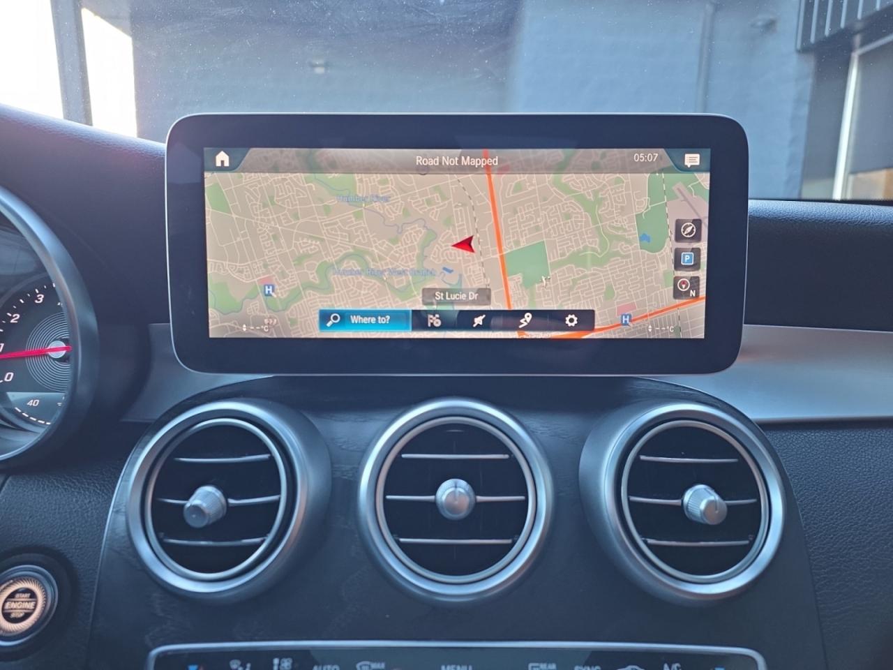 2021 Mercedes-Benz GLC-Class GLC 300 4MATIC AMG * BROWN INT / PANO / 360 CAM / Photo