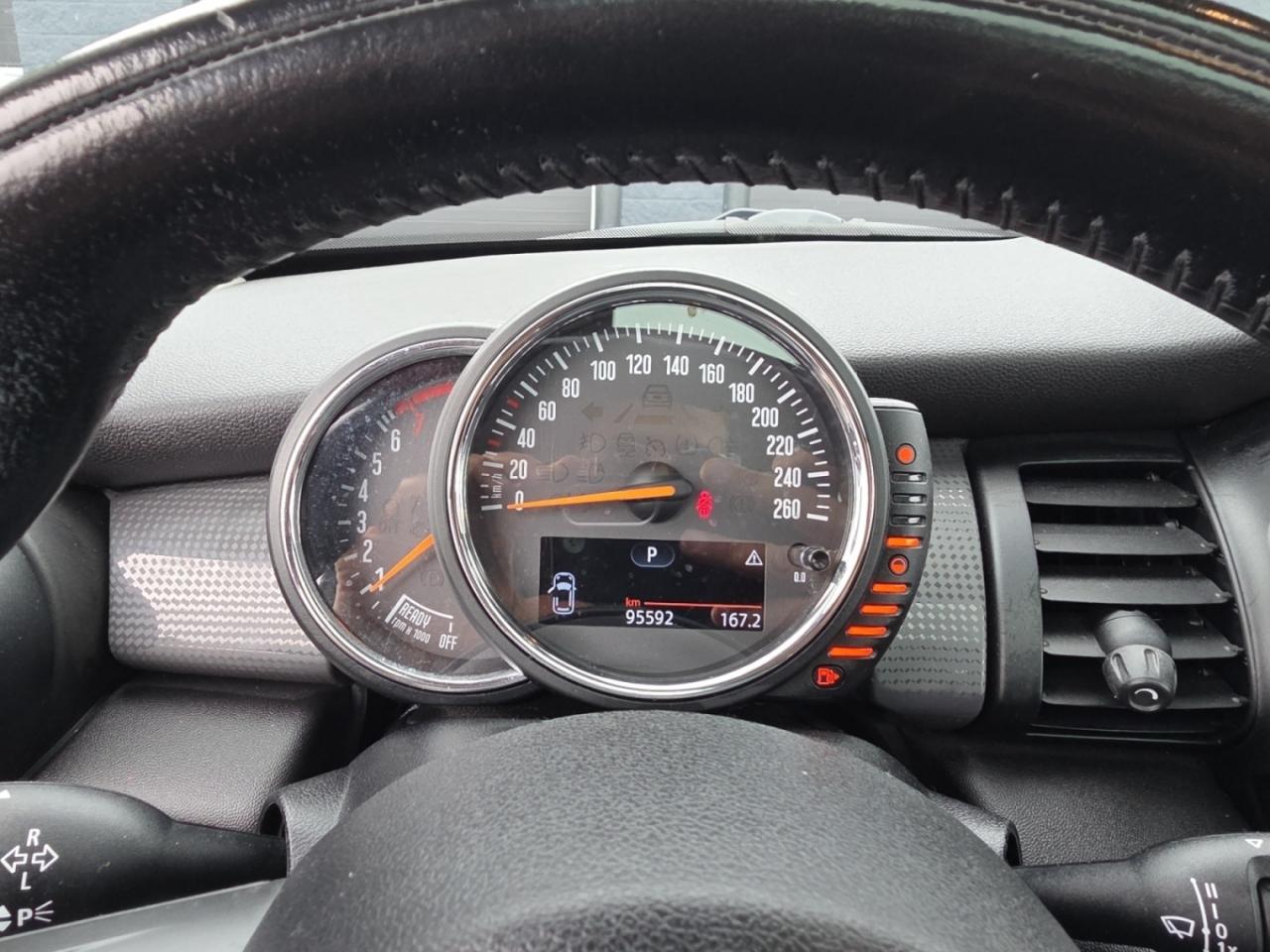 2016 MINI Cooper NO ACCIDENTS / AUTO / FREE WINTER SET / FULL SERVI Photo