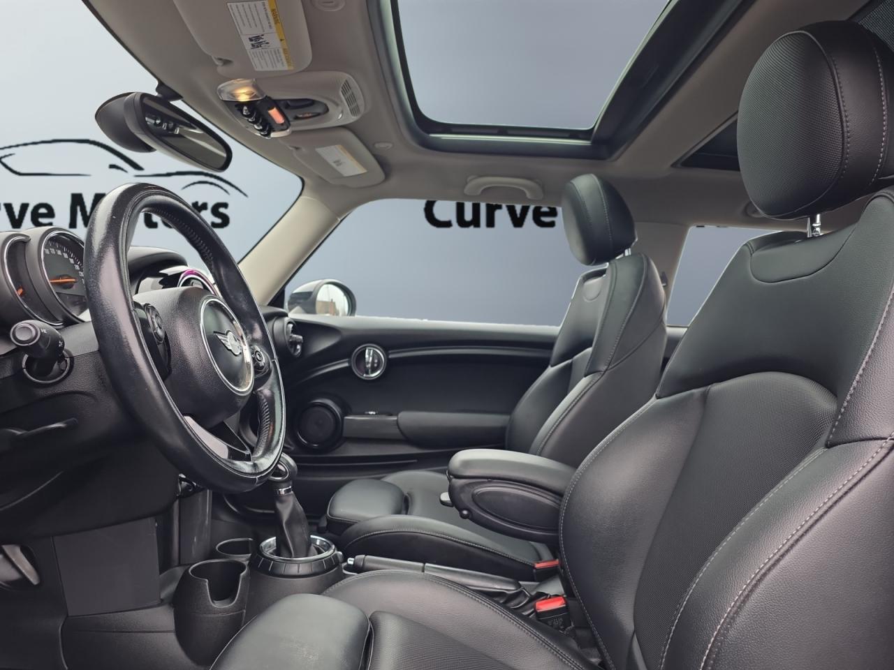 2016 MINI Cooper NO ACCIDENTS / AUTO / FREE WINTER SET / FULL SERVI Photo