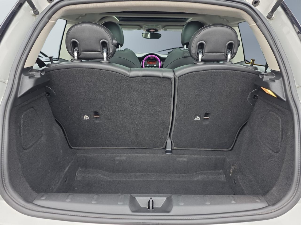 2016 MINI Cooper NO ACCIDENTS / AUTO / FREE WINTER SET / FULL SERVI Photo