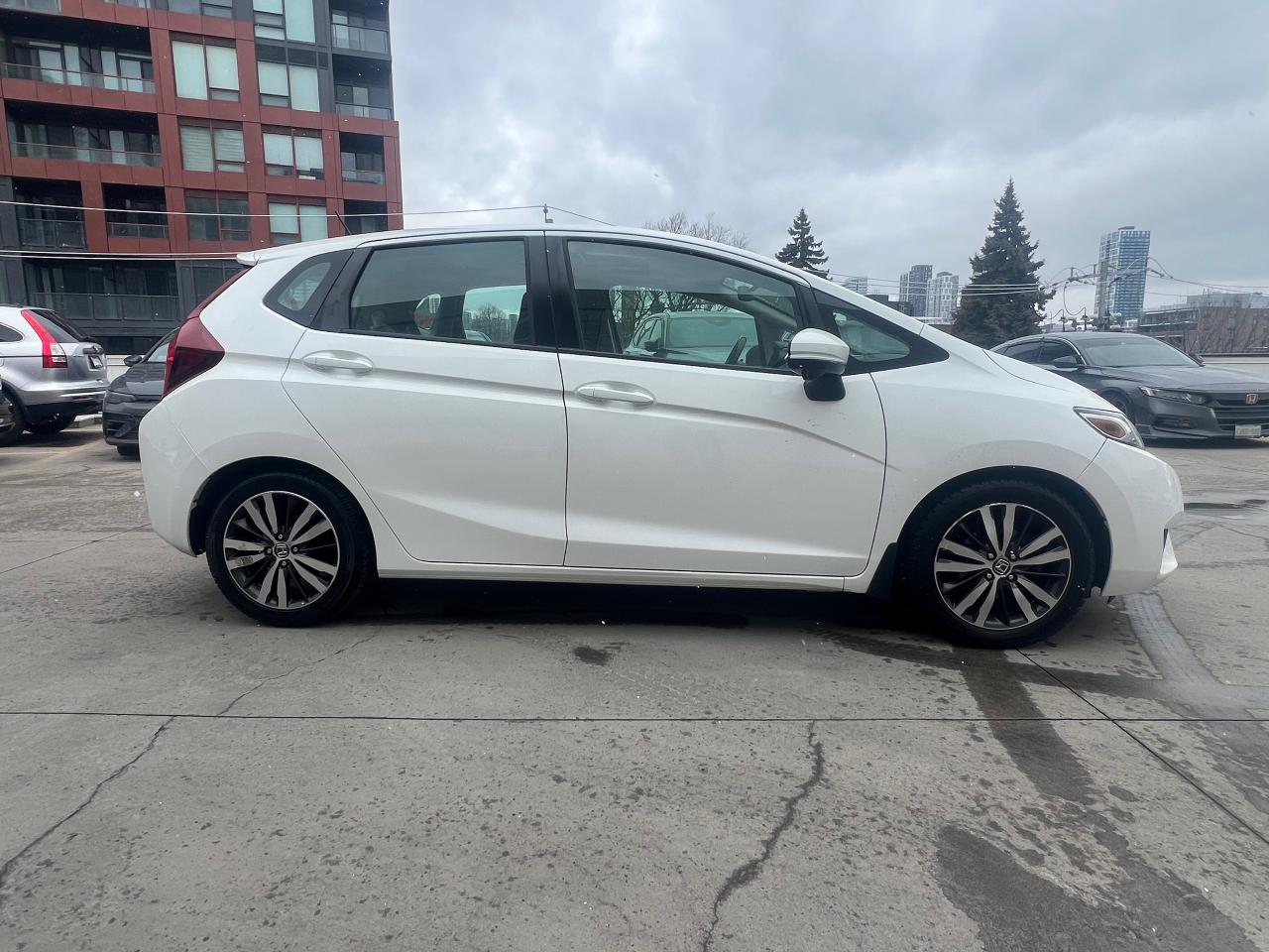 2015 Honda Fit EX (CVT) 4dr Hatchback Photo