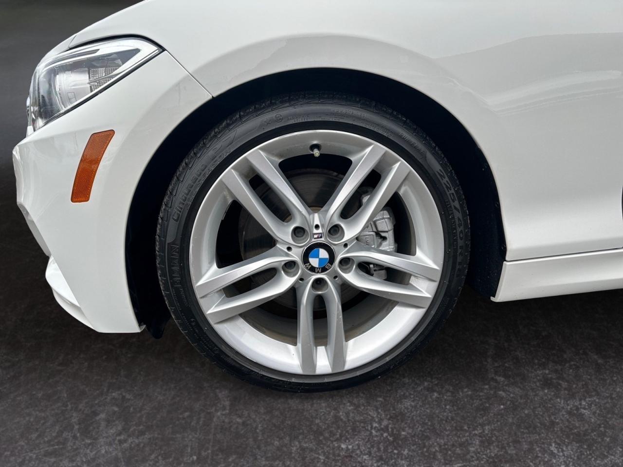 2016 BMW 2-Series 228i xDrive M-Sport Convertible * NO ACCIDENTS / L Photo