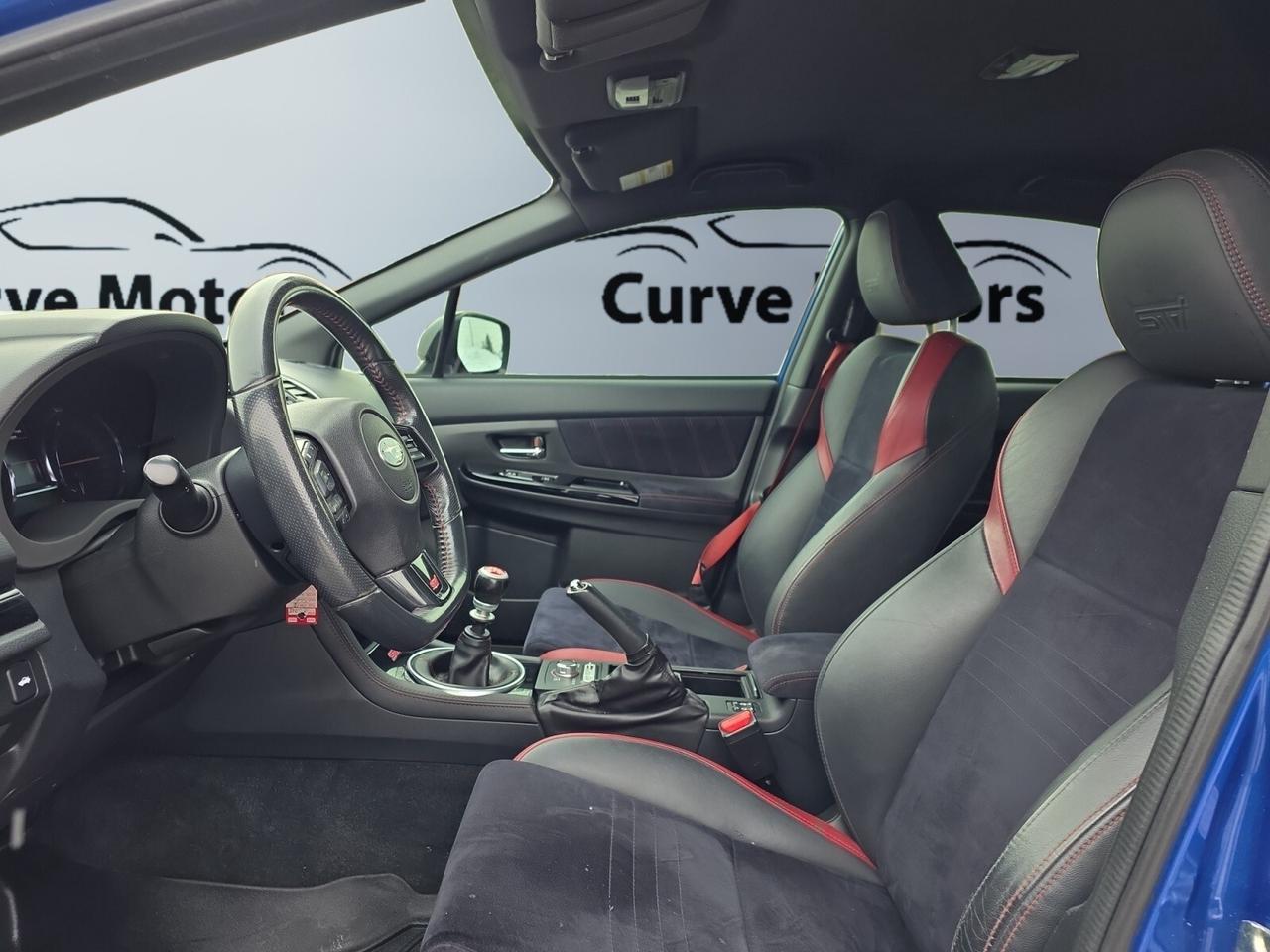 2018 Subaru WRX STI Manual * VERY LOW KM  / CAMERA / HEATED SEATS Photo