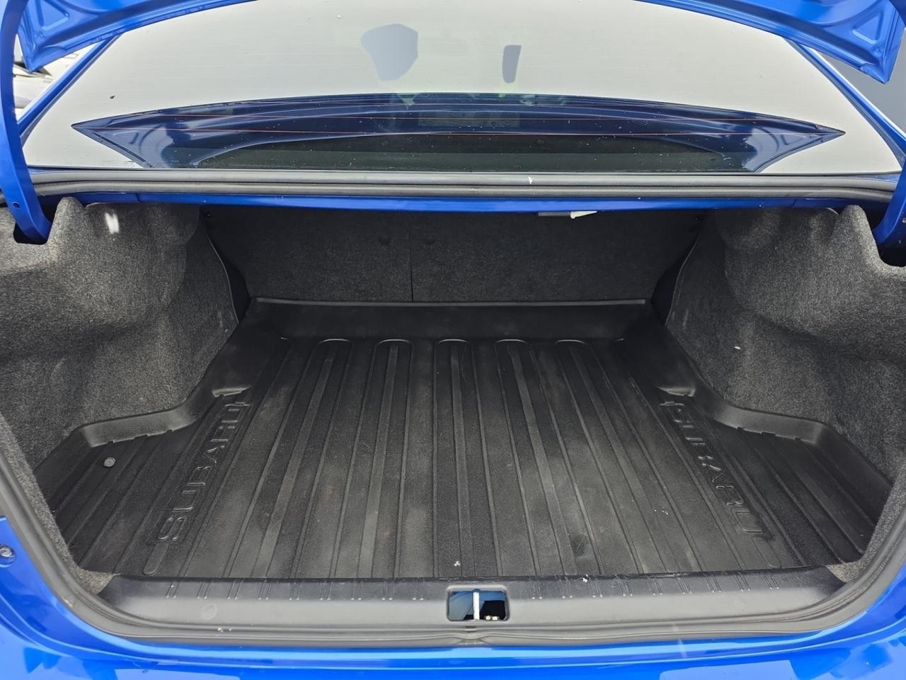 2018 Subaru WRX STI Manual * VERY LOW KM  / CAMERA / HEATED SEATS Photo