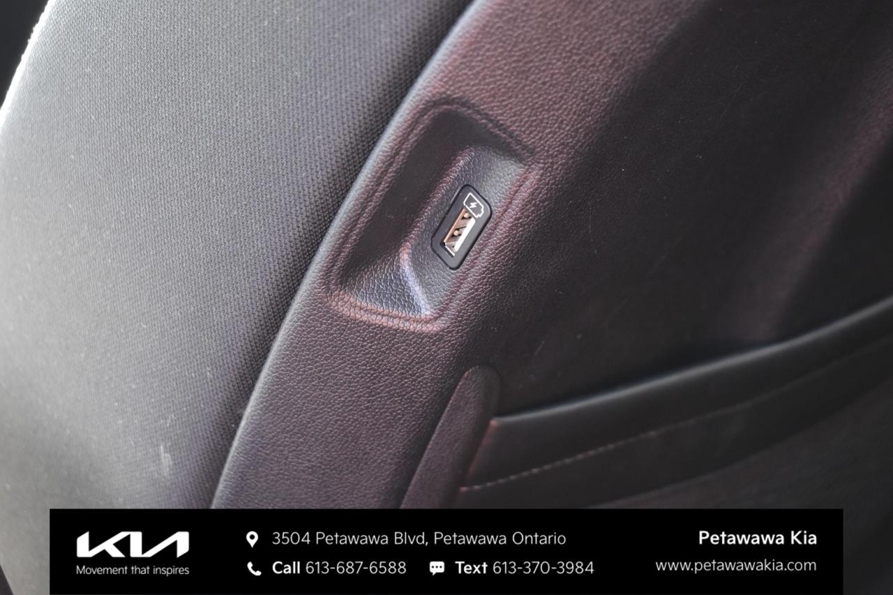 2022 Kia Sorento 2.5L LX+ 4dr All-Wheel Drive Photo