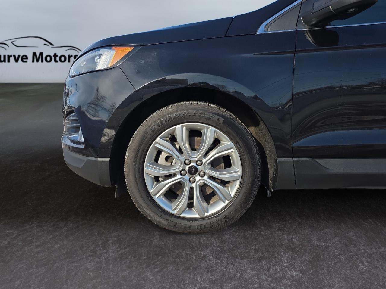 2023 Ford Edge Titanium AWD * NO ACCIDENTS / PANORAMIC ROOF / BAN Photo