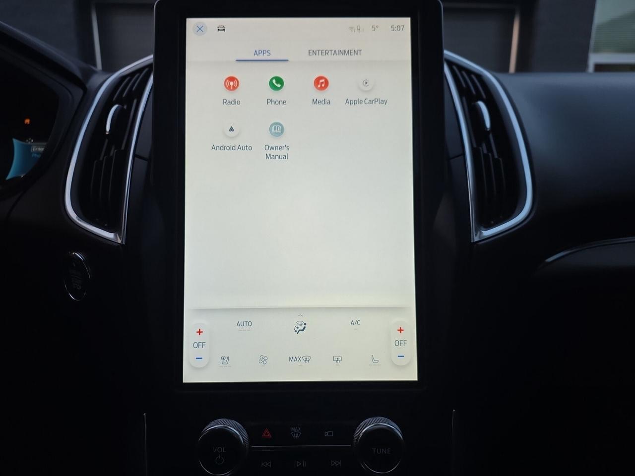 2023 Ford Edge Titanium AWD * NO ACCIDENTS / PANORAMIC ROOF / BAN Photo