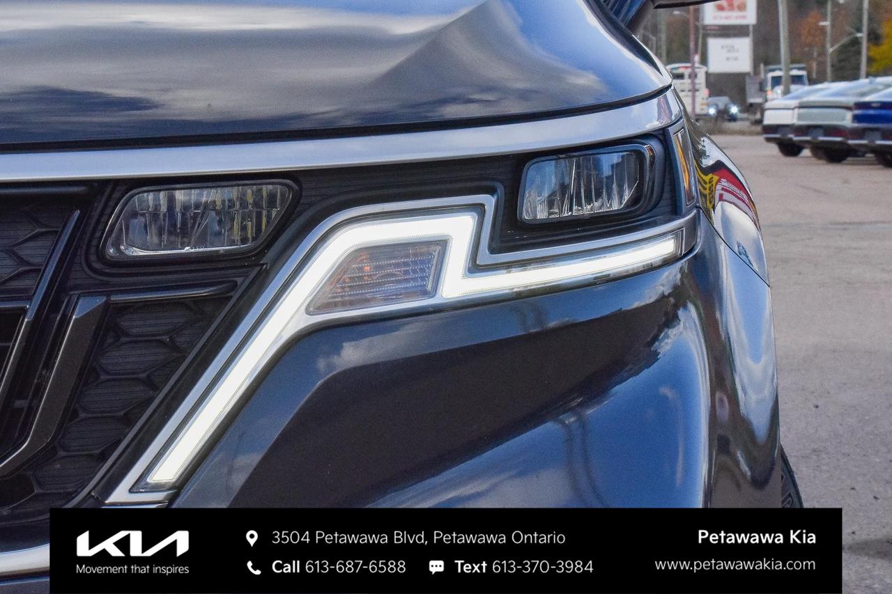 2024 Kia Carnival LX+ Passenger Van Photo