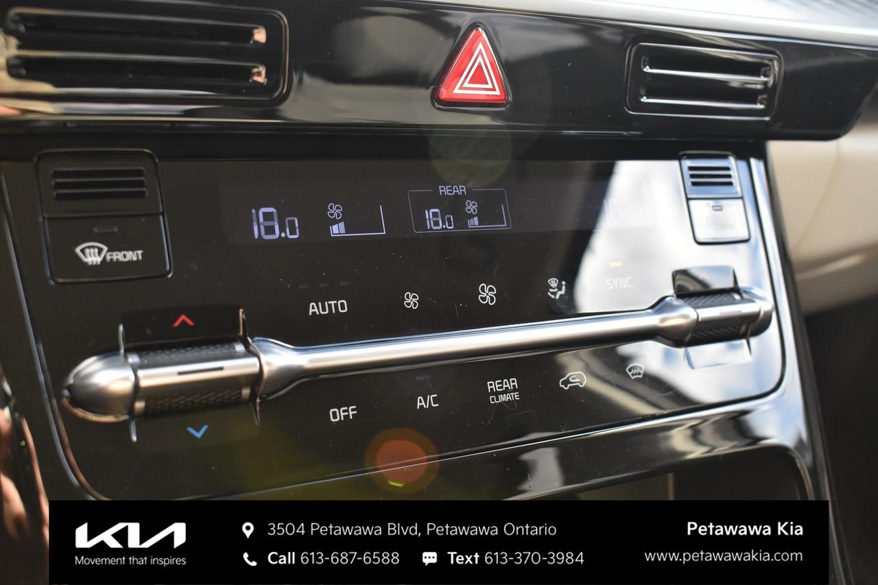 2024 Kia Carnival LX+ Passenger Van Photo