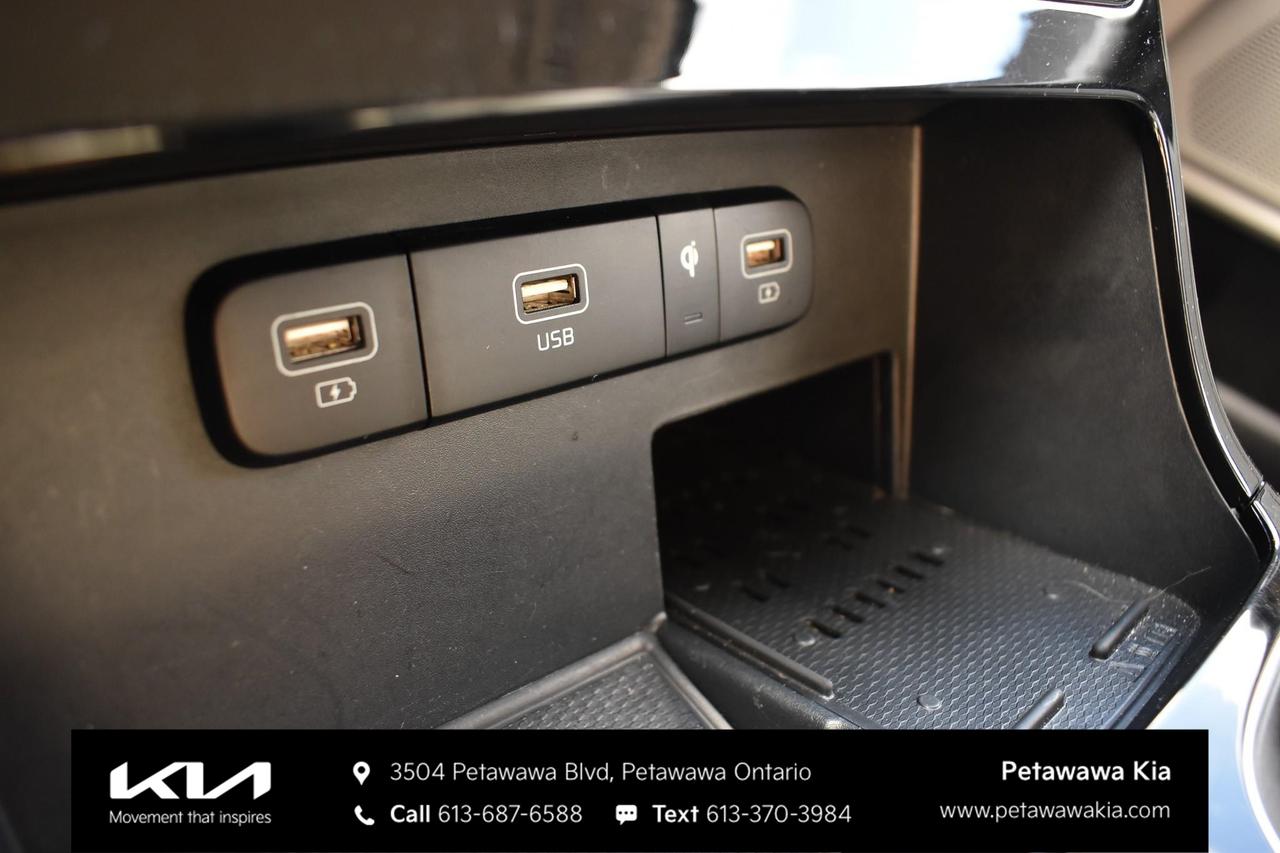 2024 Kia Carnival LX+ Passenger Van Photo