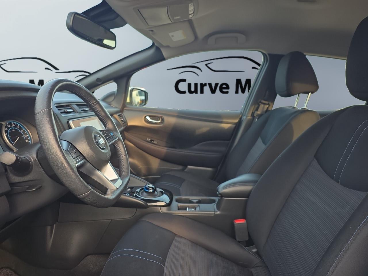 2021 Nissan Leaf SV Hatchback * NAVIGATION / CAMERA / CARPLAY / BLI Photo