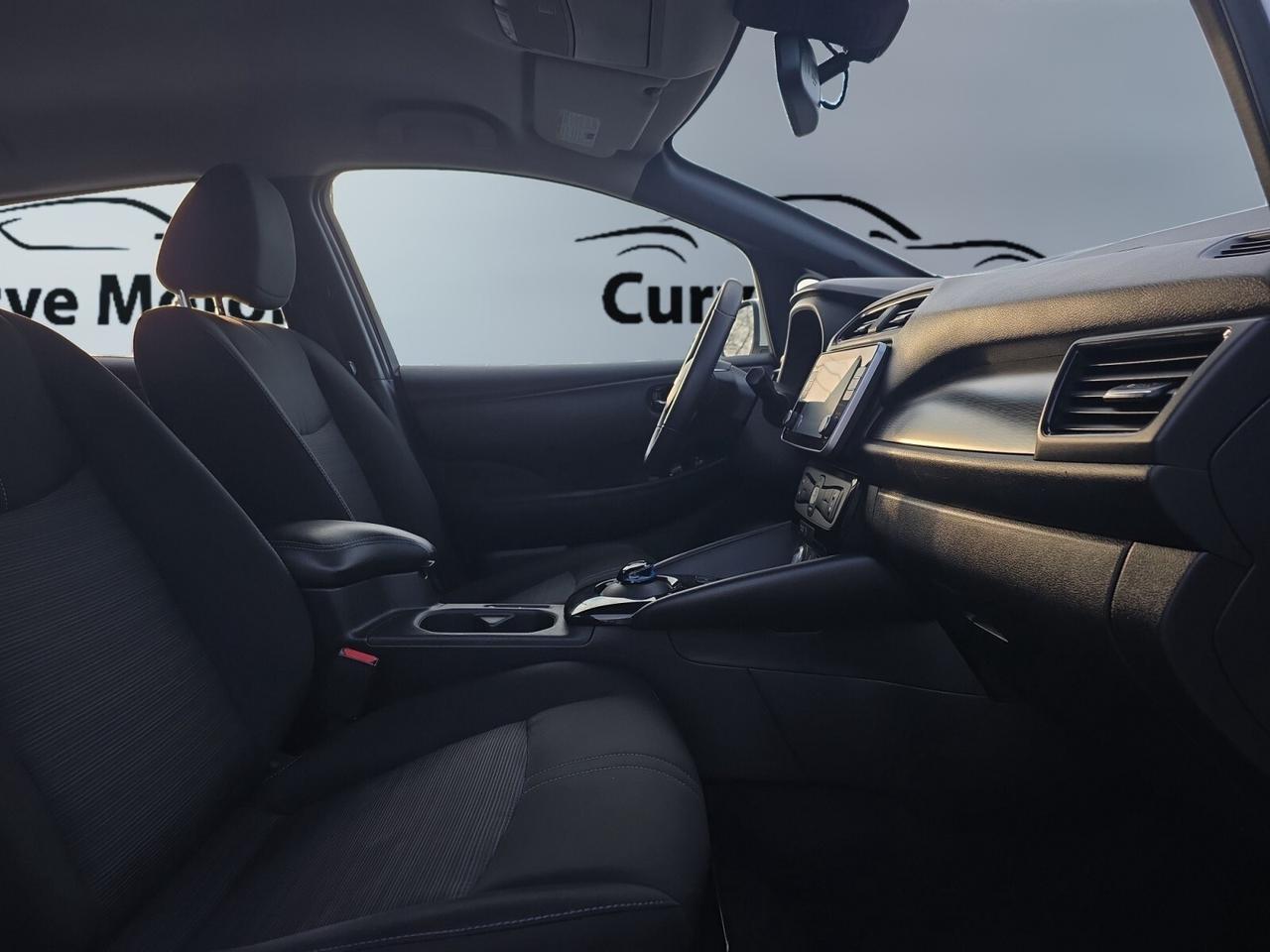 2021 Nissan Leaf SV Hatchback * NAVIGATION / CAMERA / CARPLAY / BLI Photo