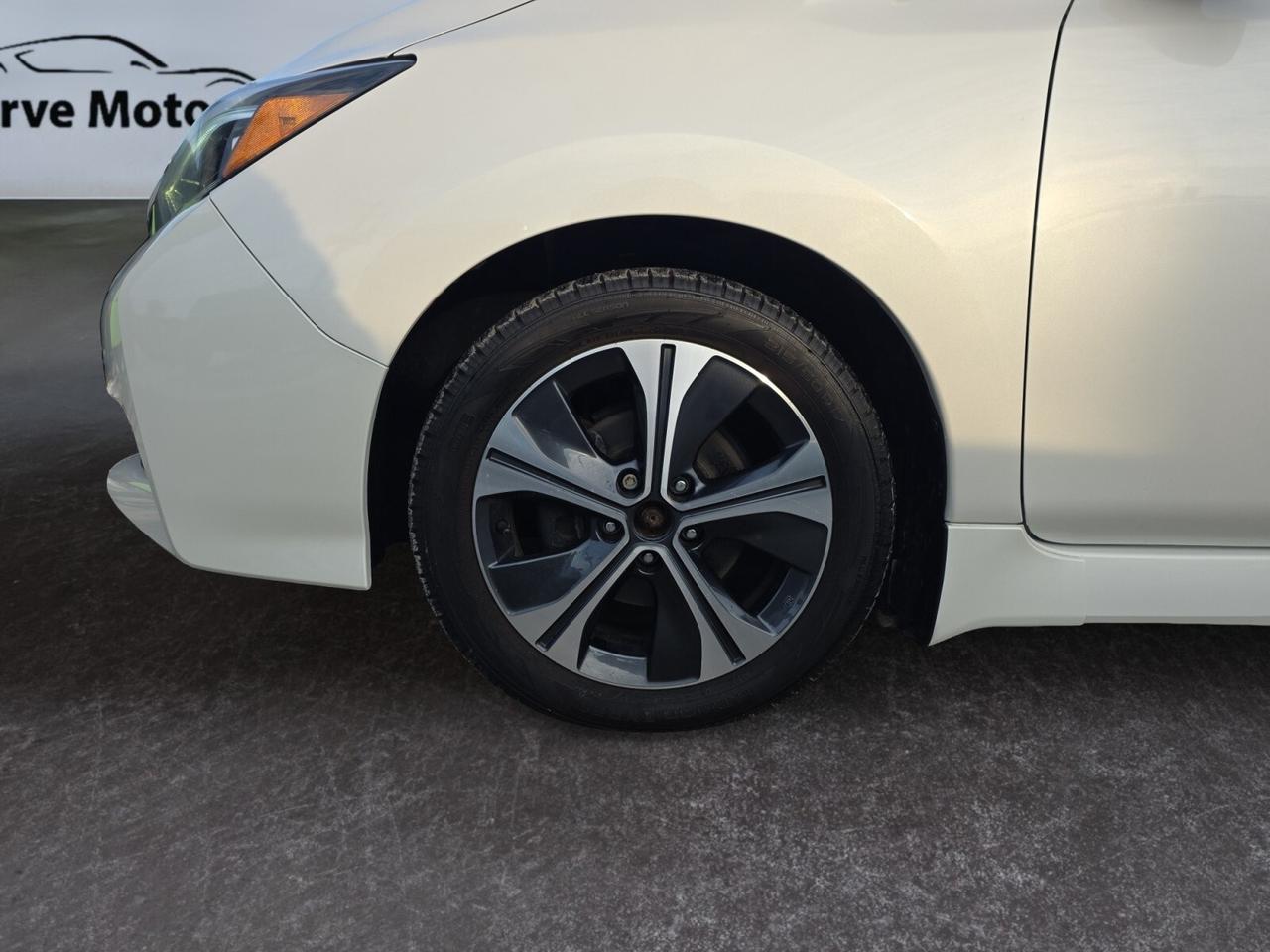 2021 Nissan Leaf SV Hatchback * NAVIGATION / CAMERA / CARPLAY / BLI Photo