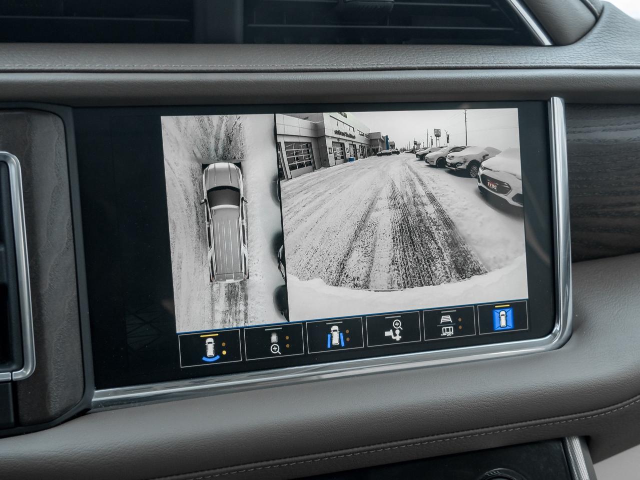 2023 GMC Yukon Denali 4X4 Photo