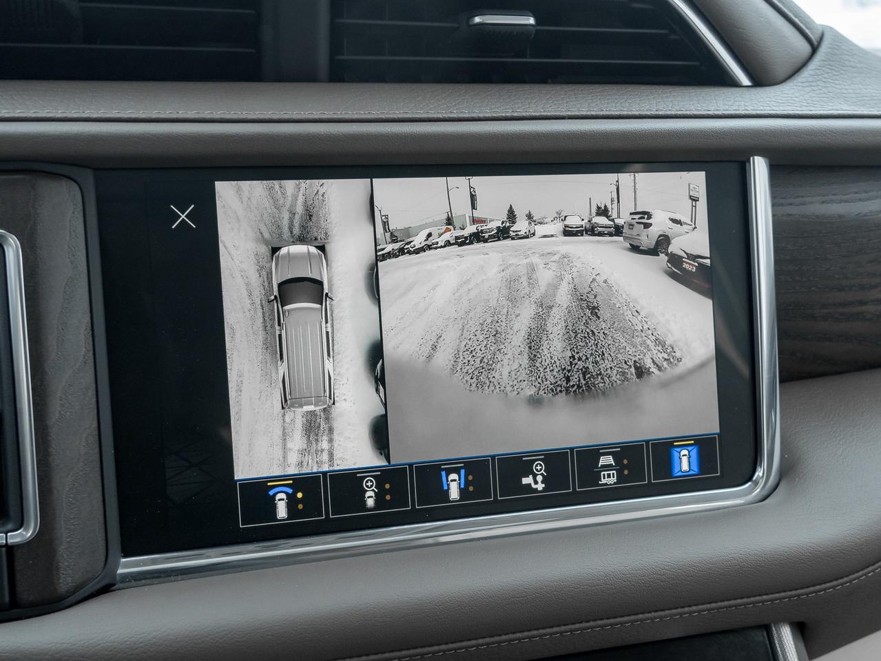 2023 GMC Yukon Denali 4X4 Photo