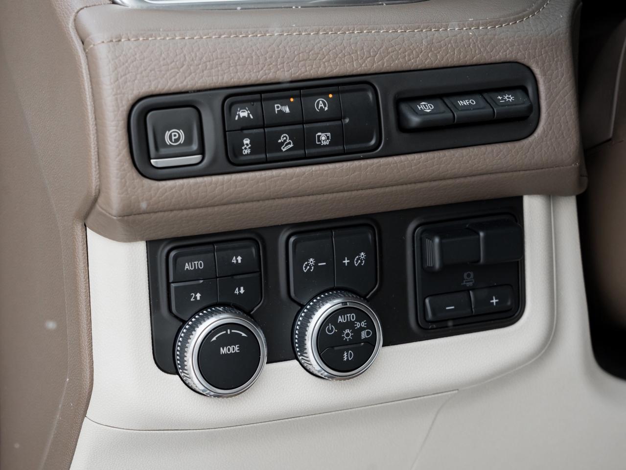 2023 GMC Yukon Denali 4X4 Photo