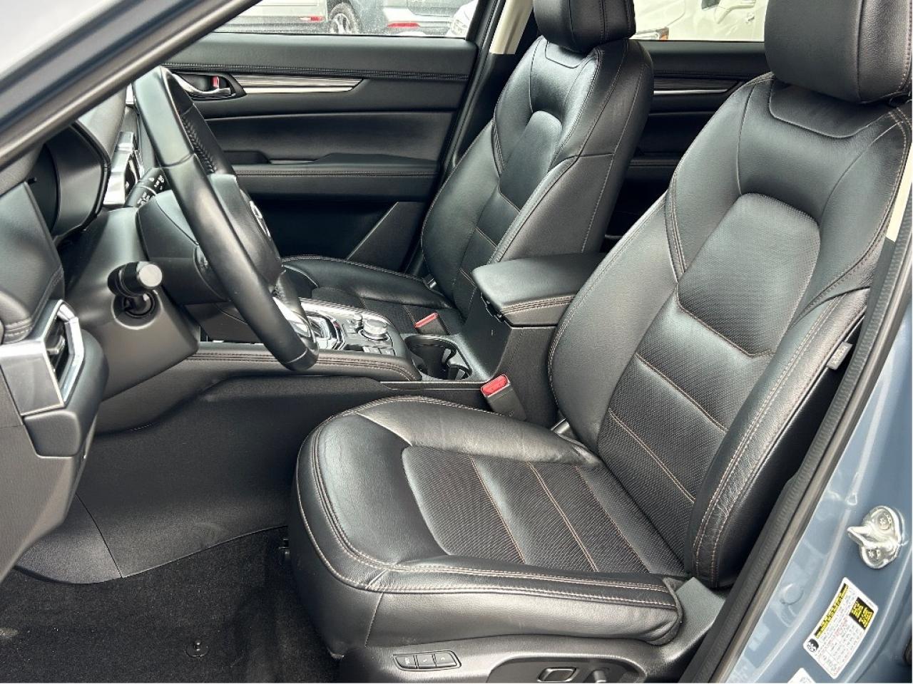 2021 Mazda CX-5 GT WELL EQUIPPED **BELLEVILLE 613-961-8848** Photo