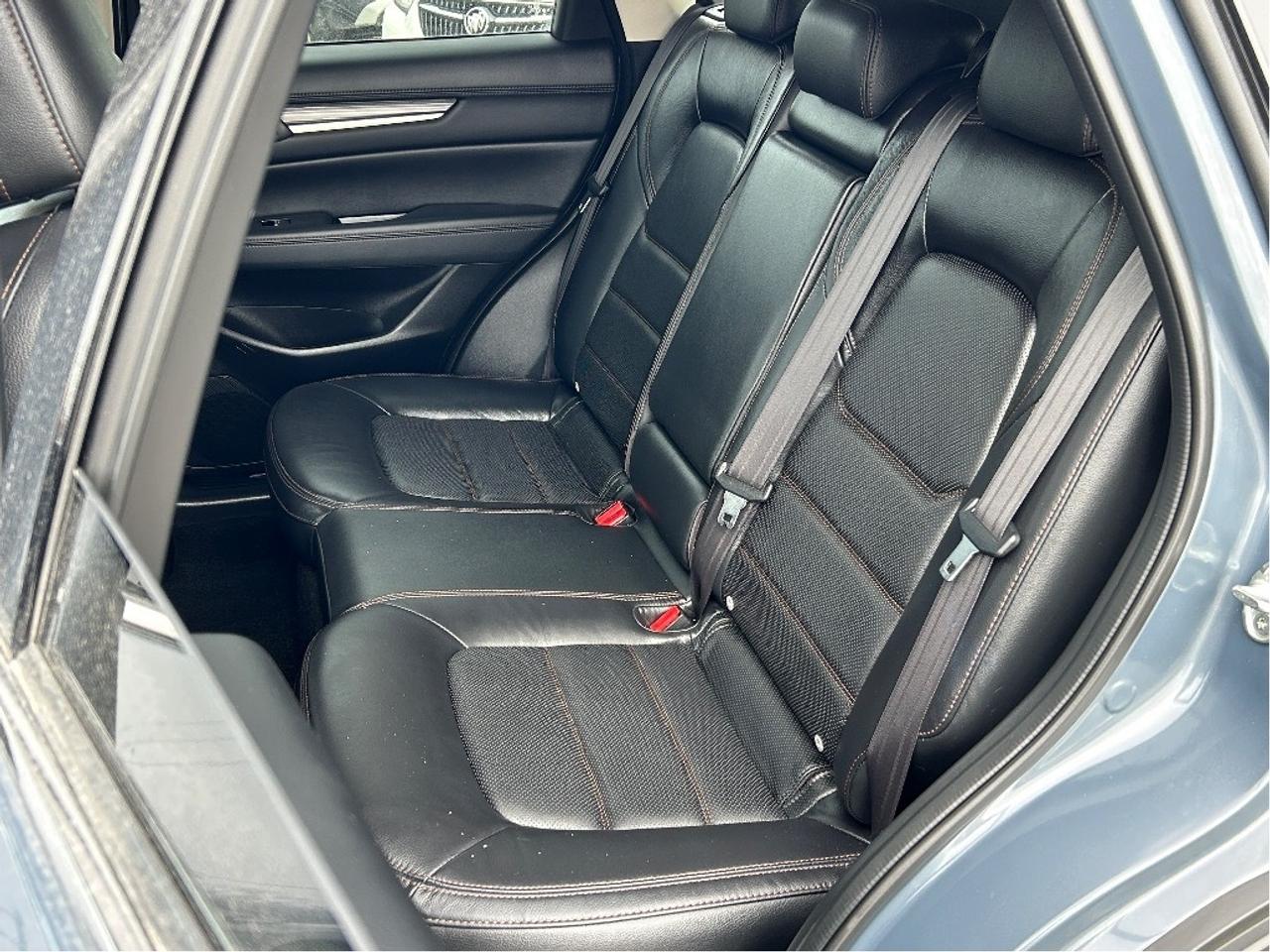 2021 Mazda CX-5 GT WELL EQUIPPED **BELLEVILLE 613-961-8848** Photo