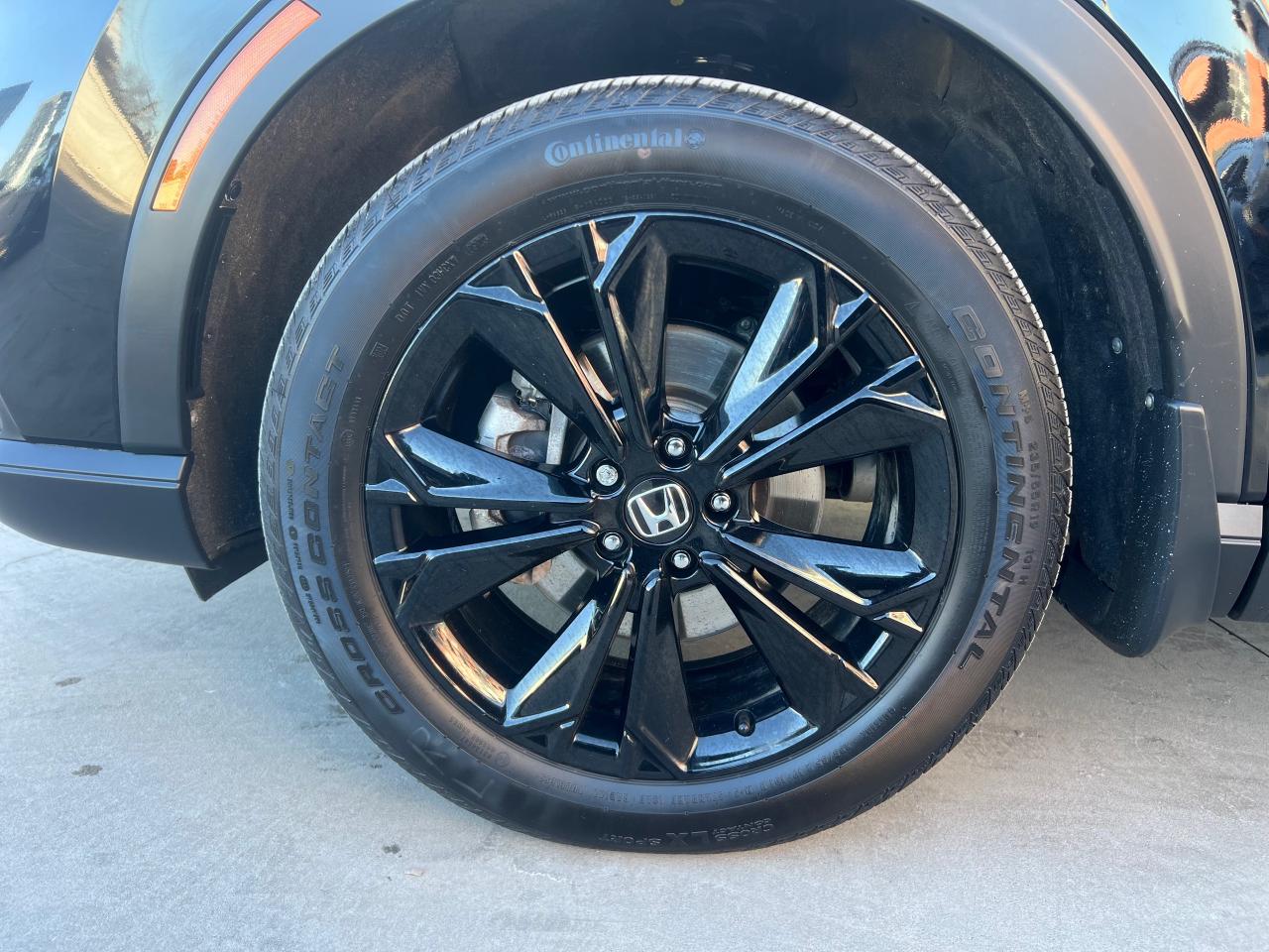 2023 Honda CR-V Hybrid Touring 4dr All-Wheel Drive Photo