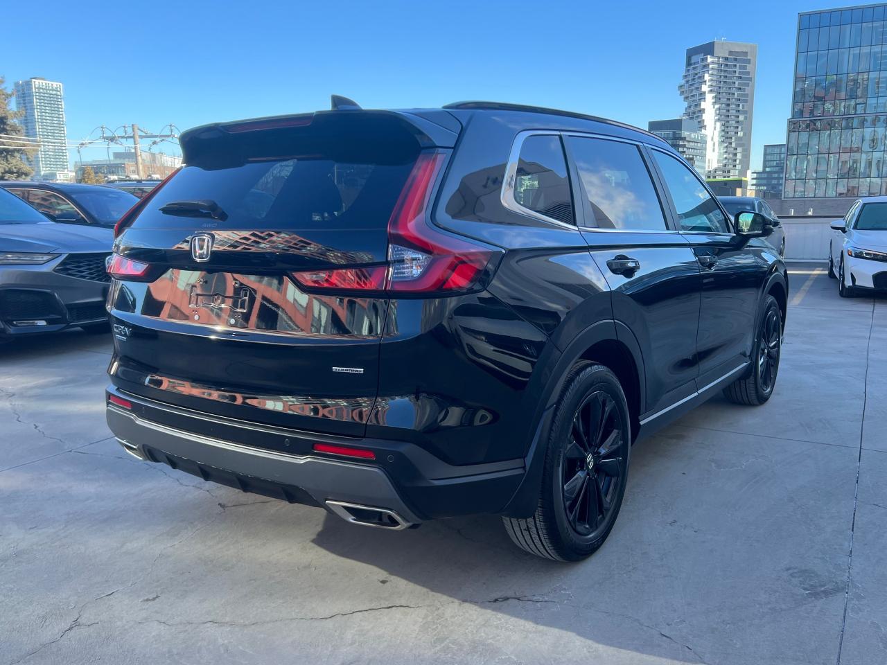 2023 Honda CR-V Hybrid Touring 4dr All-Wheel Drive Photo