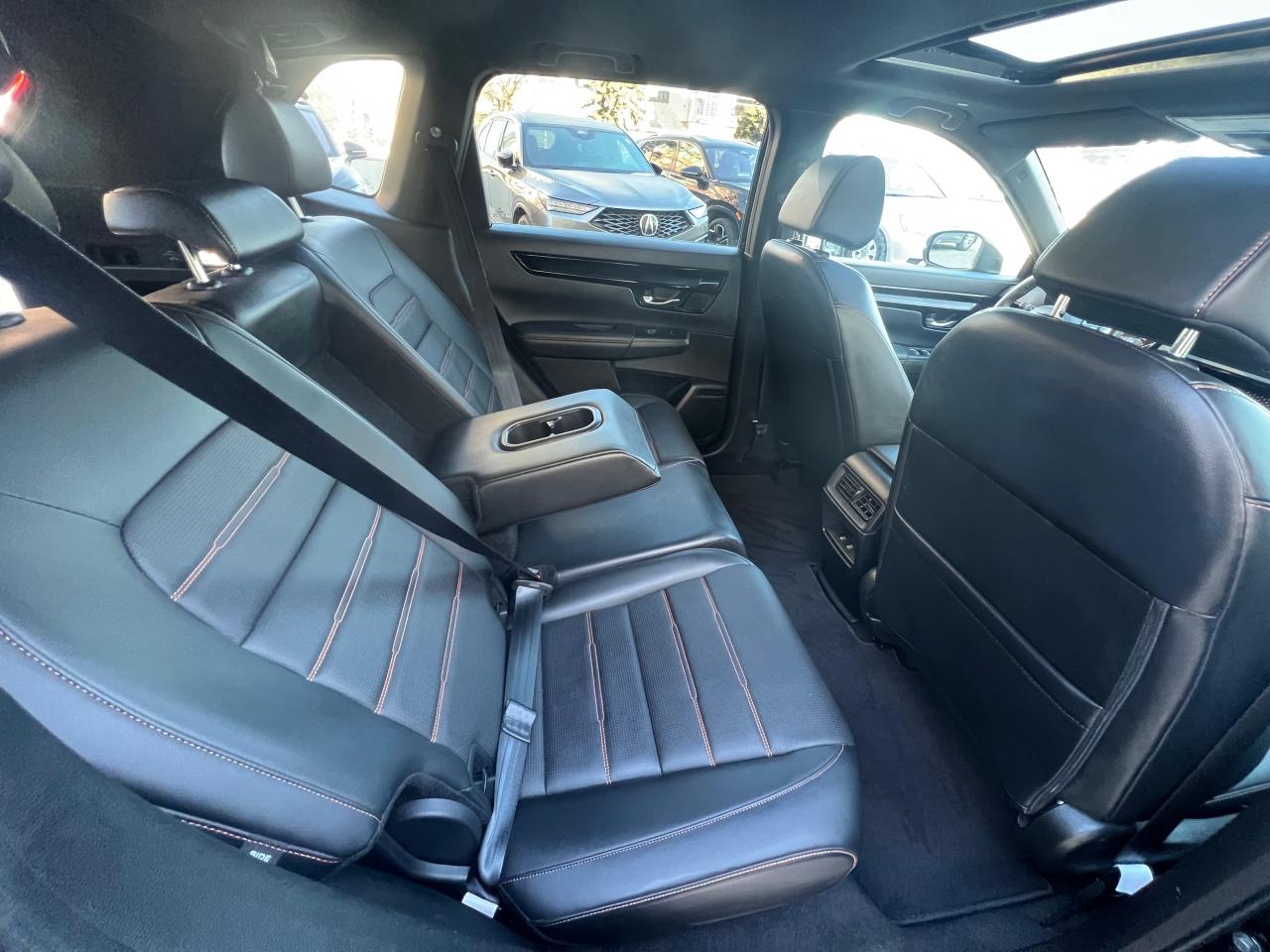 2023 Honda CR-V Hybrid Touring 4dr All-Wheel Drive Photo