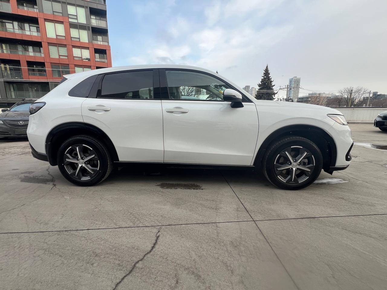 2023 Honda HR-V EX-L Navi 4dr All-Wheel Drive Photo