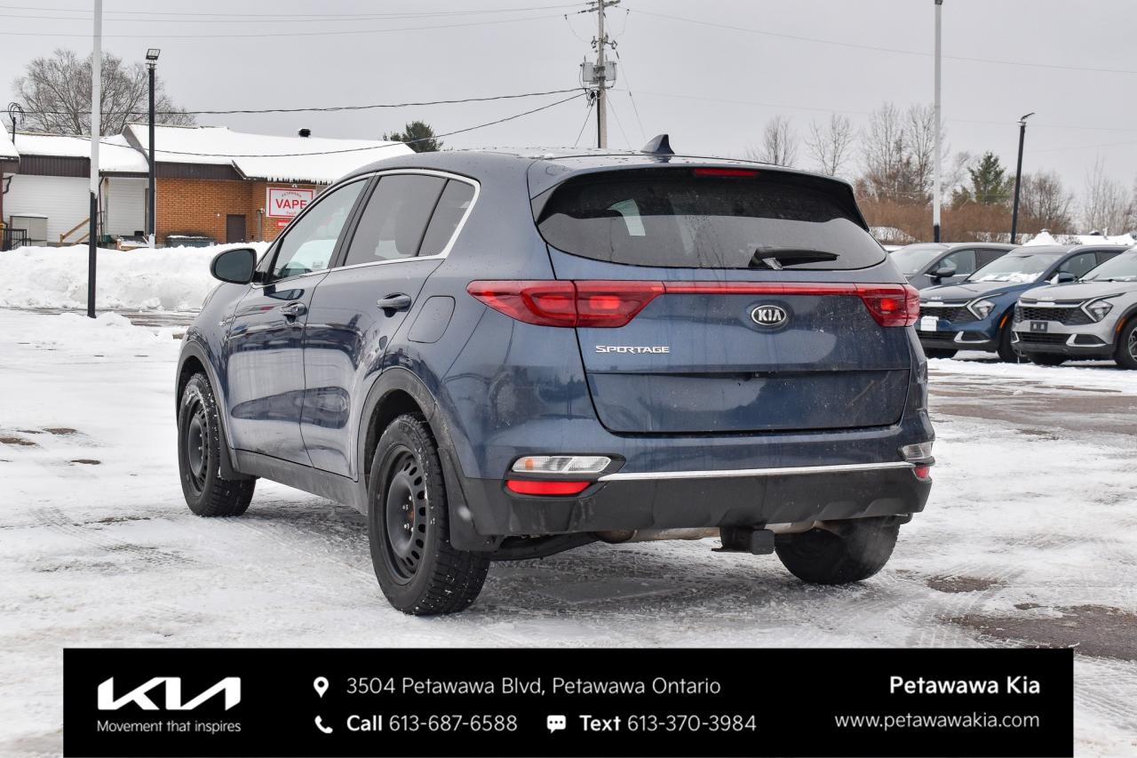 2021 Kia Sportage LX 4dr All-wheel Drive Photo4