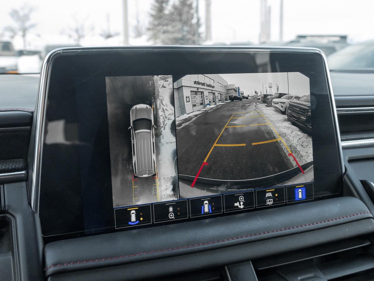 2024 Chevrolet Suburban RST 4dr 4x4 Photo