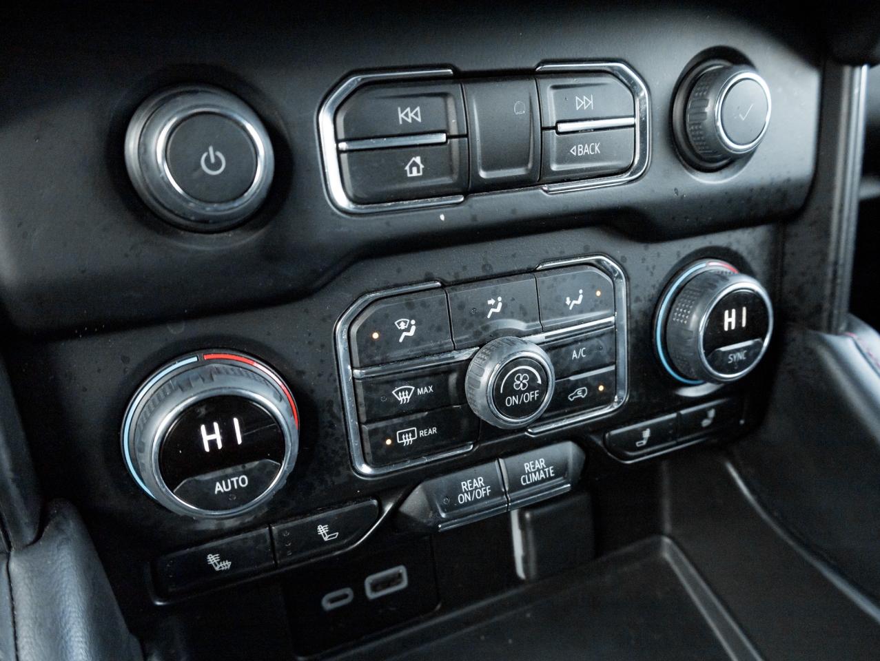 2024 Chevrolet Suburban RST 4dr 4x4 Photo