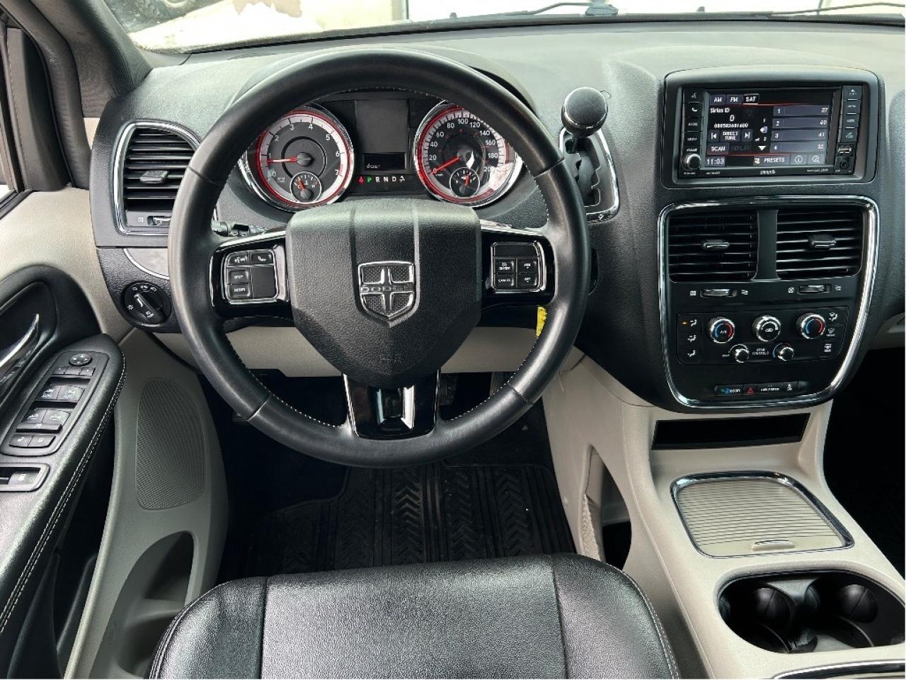 2018 Dodge Grand Caravan SXT Premium Plus Photo