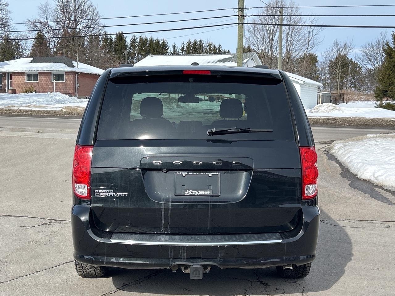 2018 Dodge Grand Caravan SXT Premium Plus DVD PLAYER CALL PICTON 120K KM'S Photo3